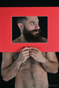 Projeto FrameMEN - ensaio fotogrfico de estdio de urso musculoso bonito